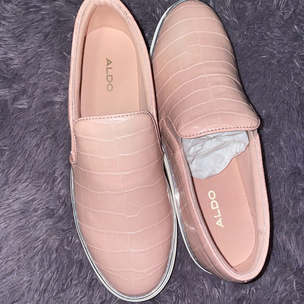Sized 8 Aldo Faredien shoes